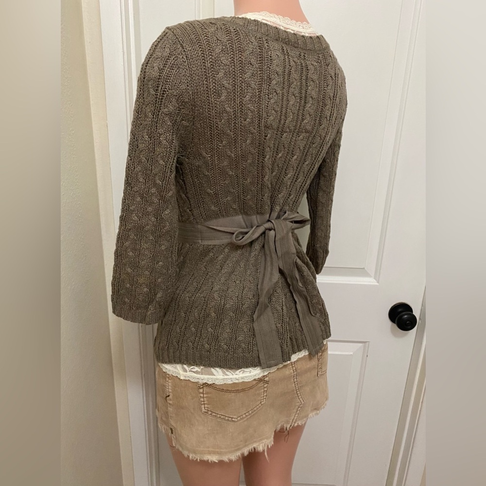 Y2K vintage Abercrombie brown knit babydoll tie waist one button cardigan. - Picture 10 of 14
